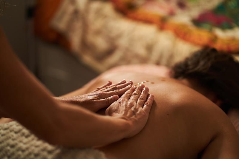 Holistic Pathways Massage - Custom Massage - Deep Tissue - Swedish